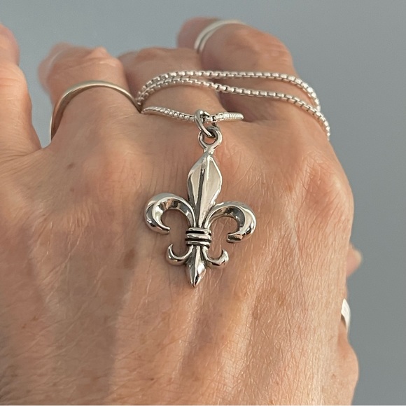 Sterling Silver Fleur De Lis Necklace, Saints Necklaces, Silver Necklace - Picture 9 of 9